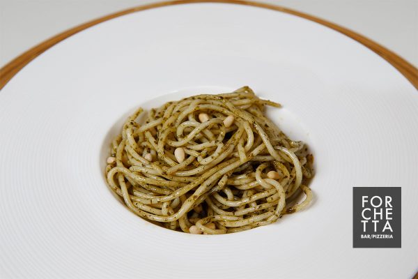 Spaghetti-al-pesto-verde-genovesa